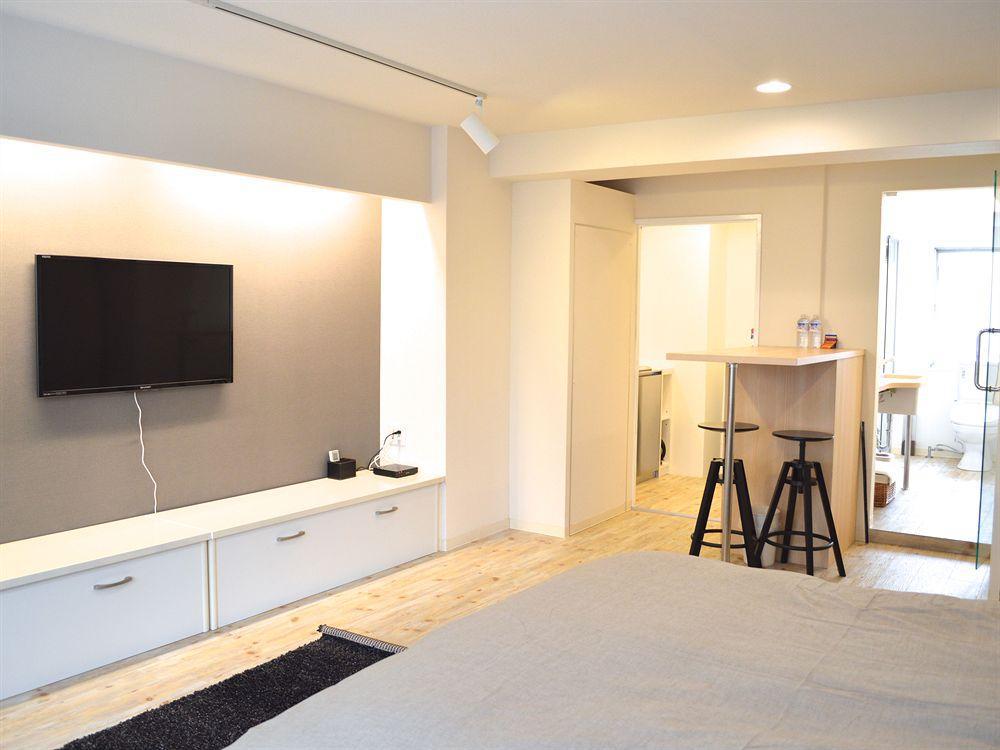 1/3 เรสซิเดนซ์ เซอร์วิซ อพาร์ตเมนต์ Aparthotel โตเกียว ภายนอก รูปภาพ
